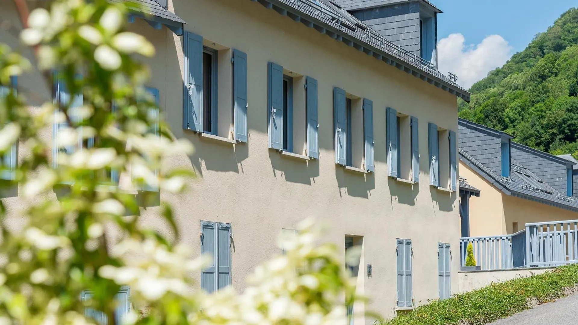 Les Balcons De L'Yse Residence De Tourisme Luz-Saint-Sauveur Apartahotel